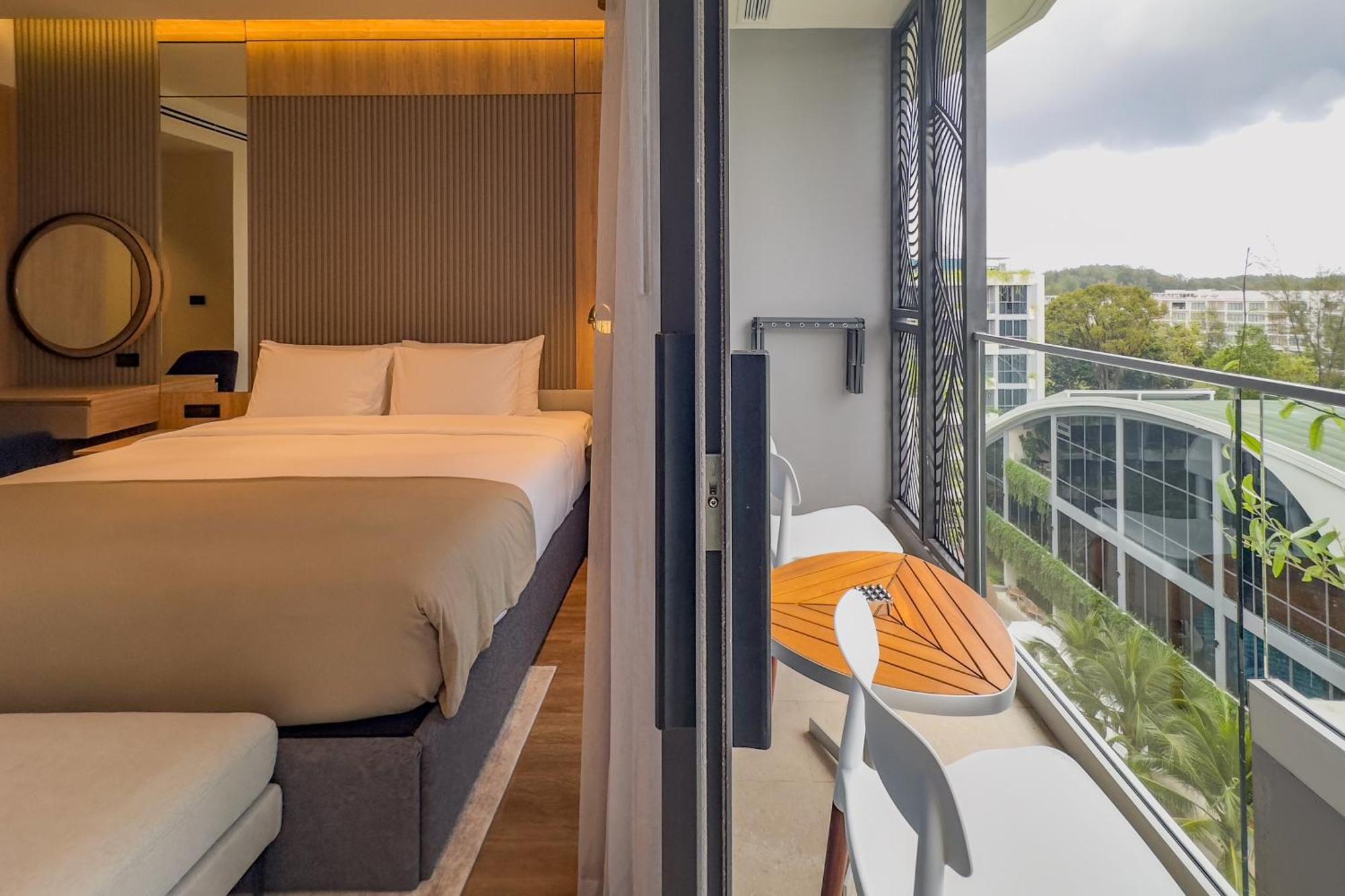 La Green Hotel And Residence Bang Tao Beach  Exterior photo